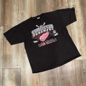 Vintage 1998 Detroit Red Wings Starter Stanley Cup Champions T-shirt